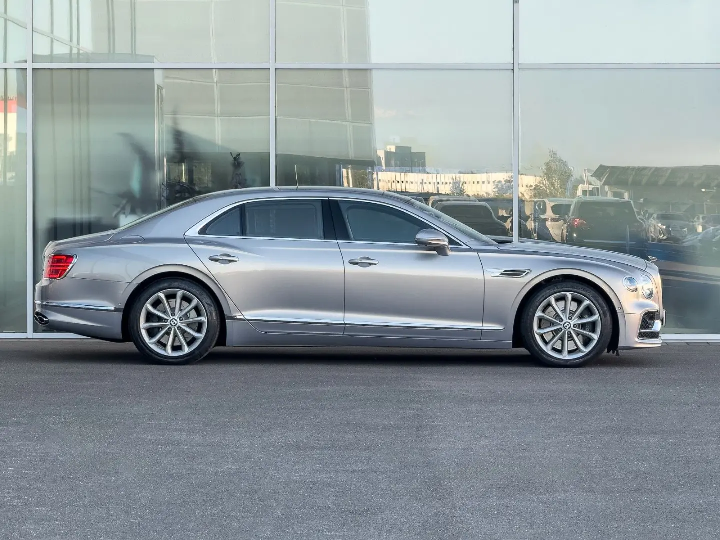 Flying Spur Hybrid