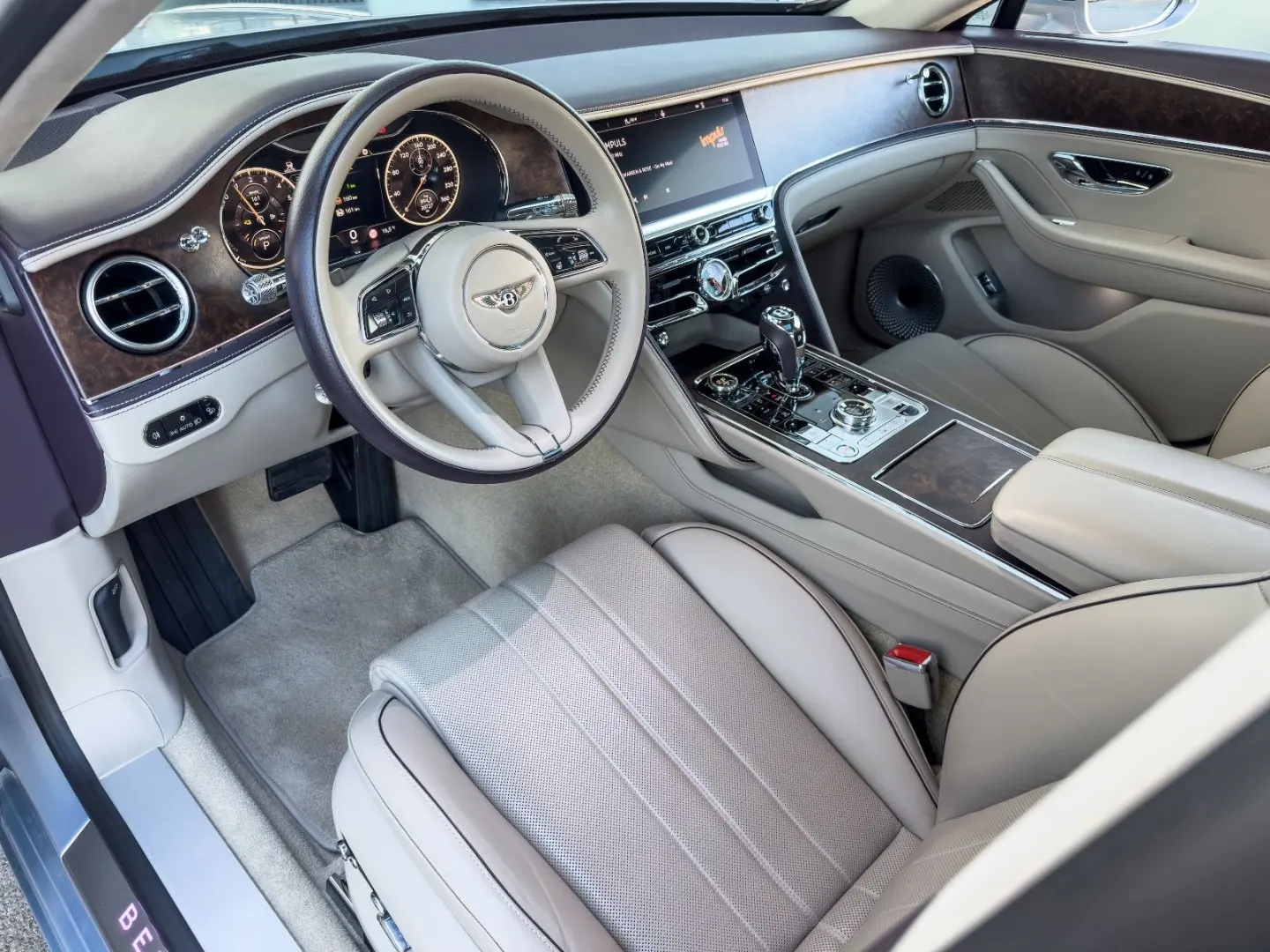Flying Spur Hybrid