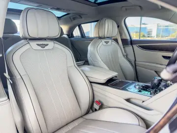Flying Spur Hybrid