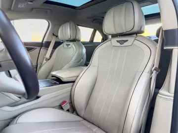 Flying Spur Hybrid