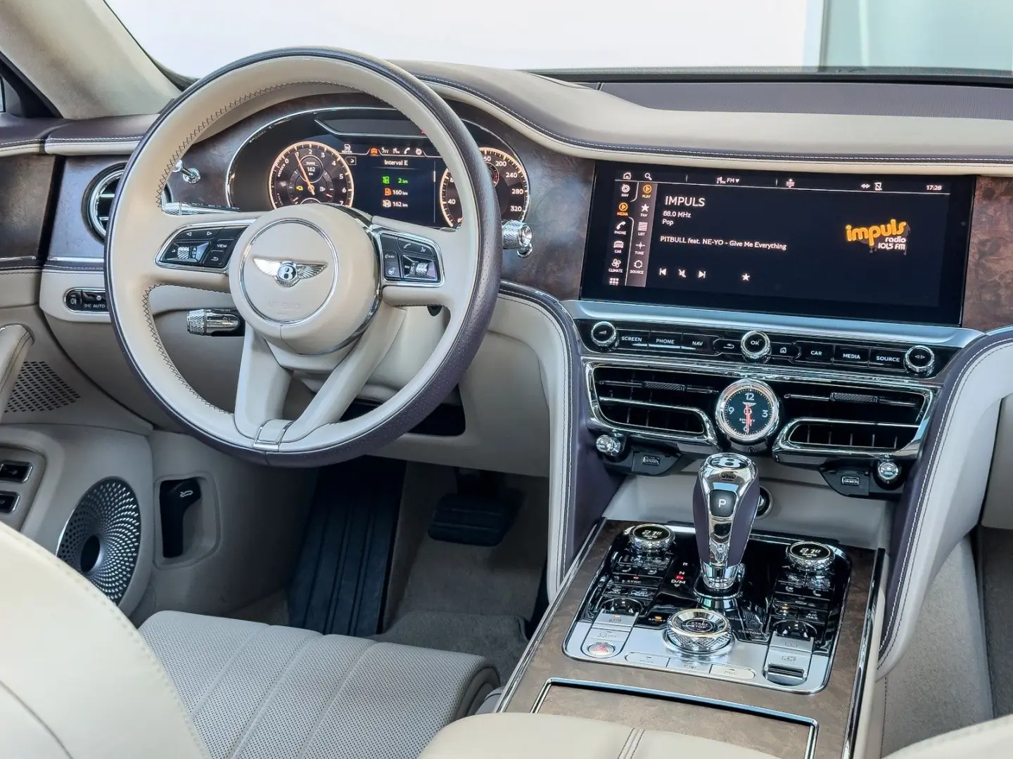 Flying Spur Hybrid