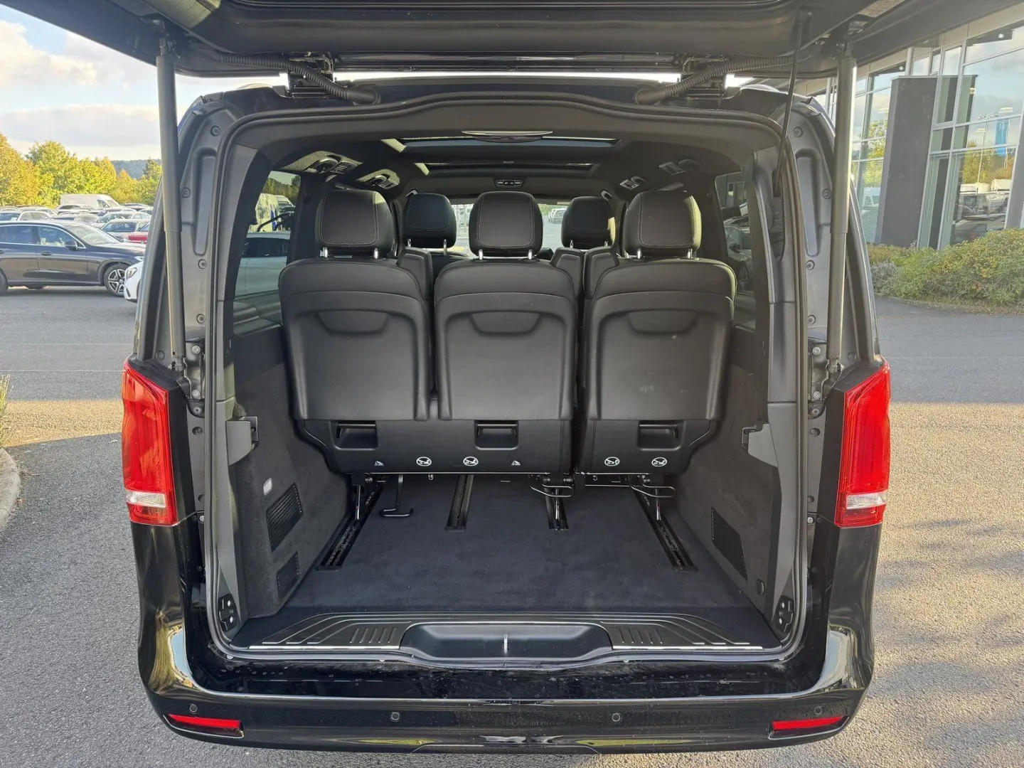 V 300d 4matic AVA AMG*PANO*DISTRONIC*STANDH.*360