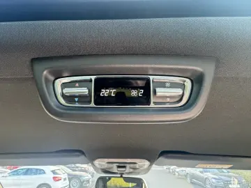 V 300d 4matic AVA AMG*PANO*DISTRONIC*STANDH.*360