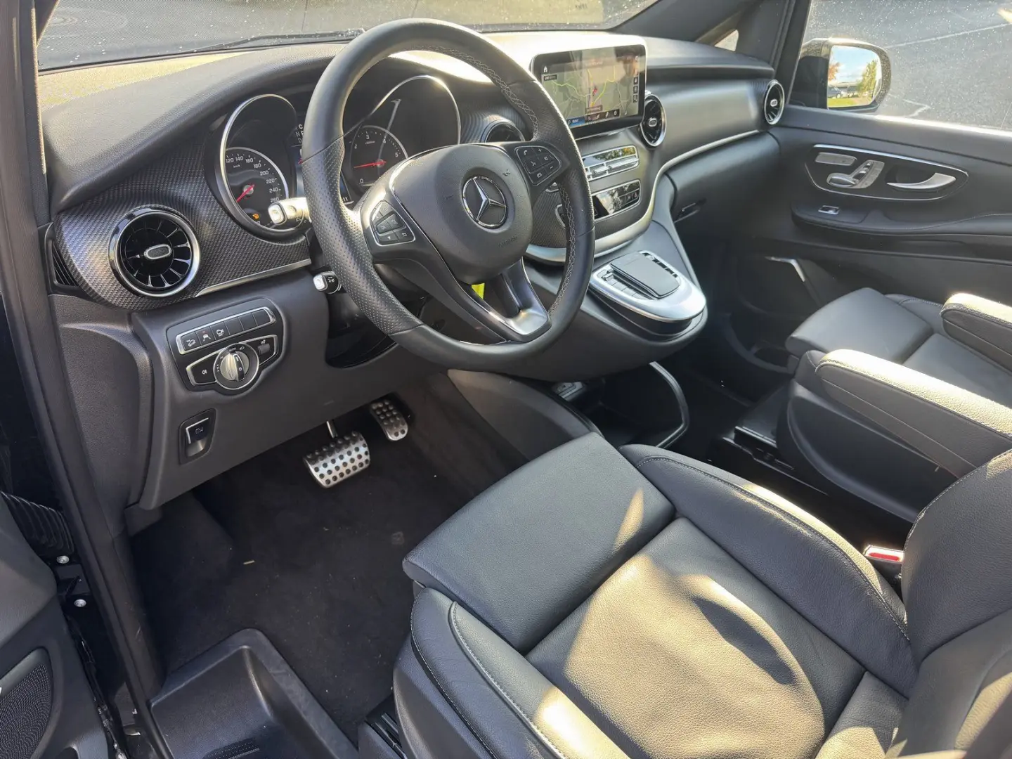 V 300d 4matic AVA AMG*PANO*DISTRONIC*STANDH.*360