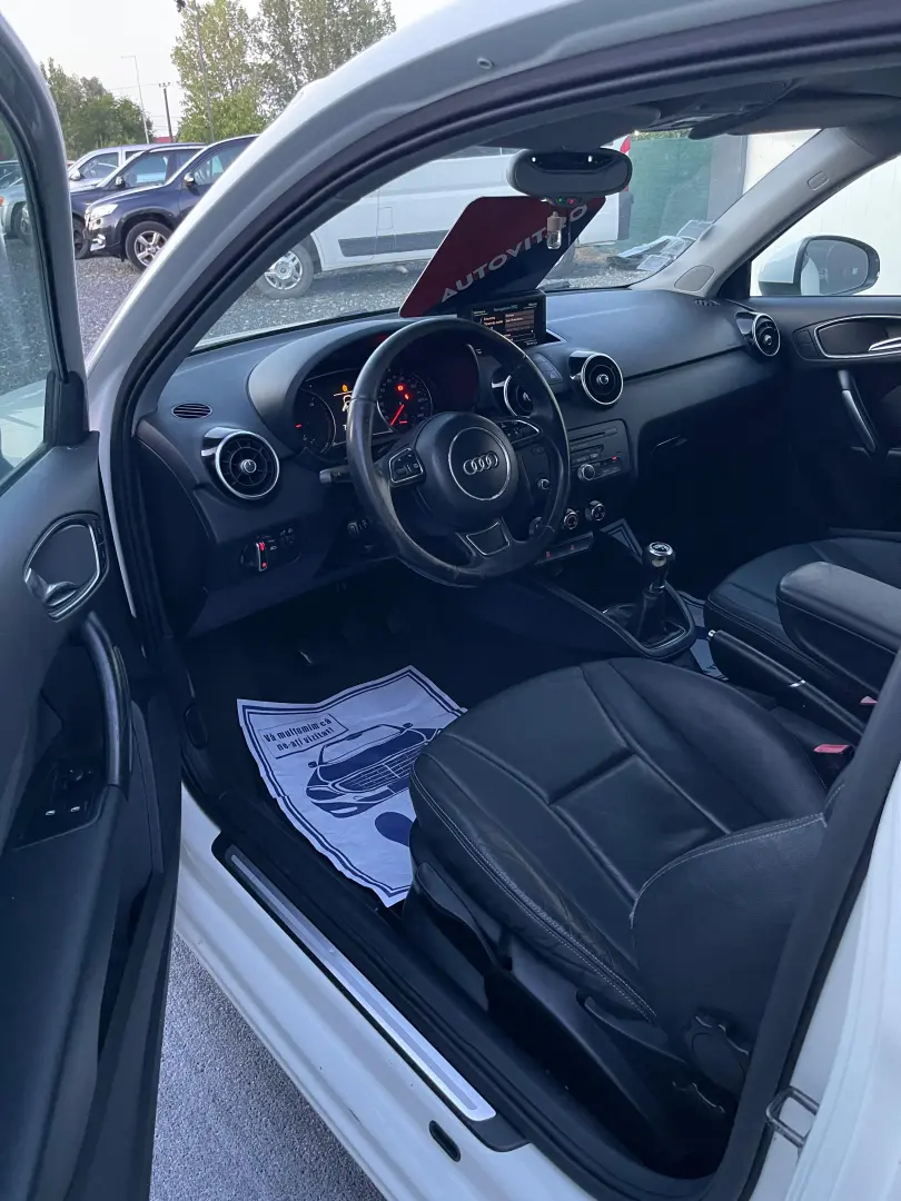 Audi A1 1.6 TDI S line edition