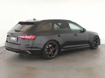 RS4 Avant competition+ Matrix Pano Nav BangO Kam