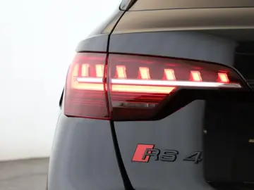 RS4 Avant competition+ Matrix Pano Nav BangO Kam