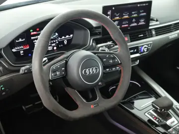 RS4 Avant competition+ Matrix Pano Nav BangO Kam