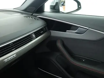 RS4 Avant competition+ Matrix Pano Nav BangO Kam