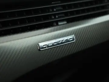 RS4 Avant competition+ Matrix Pano Nav BangO Kam