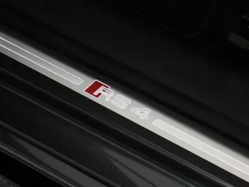 RS4 Avant competition+ Matrix Pano Nav BangO Kam