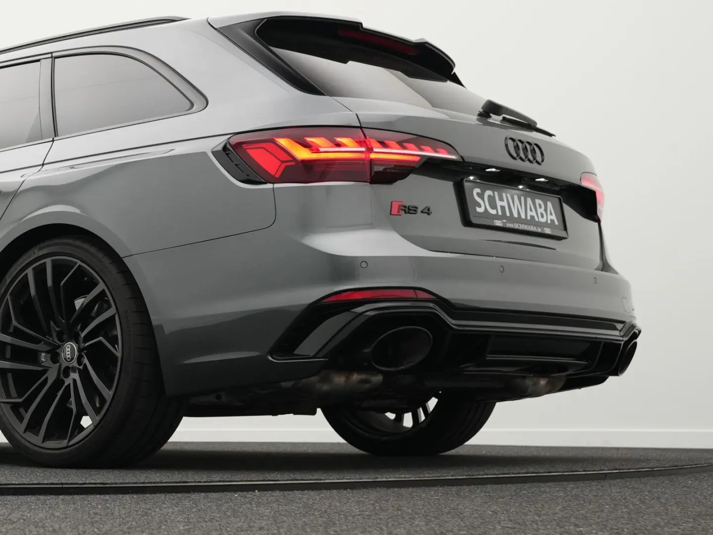 RS 4 Avant 2.9 TFSI qu. LP101k*280km/h*AHK*20''*