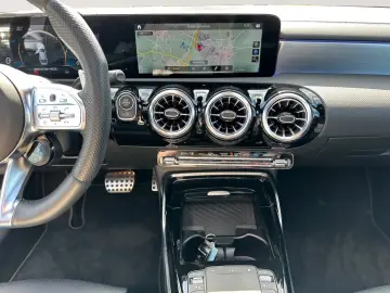 Mercedes-Benz CLA 35 AMG 4Matic PANO*MULTIBEAM