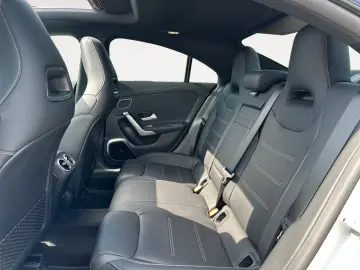 Mercedes-Benz CLA 35 AMG 4Matic PANO*MULTIBEAM