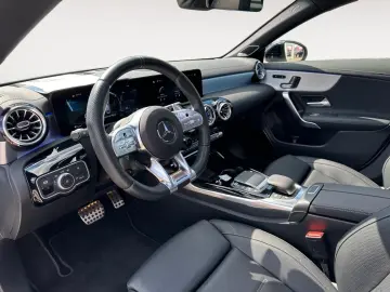Mercedes-Benz CLA 35 AMG 4Matic PANO*MULTIBEAM