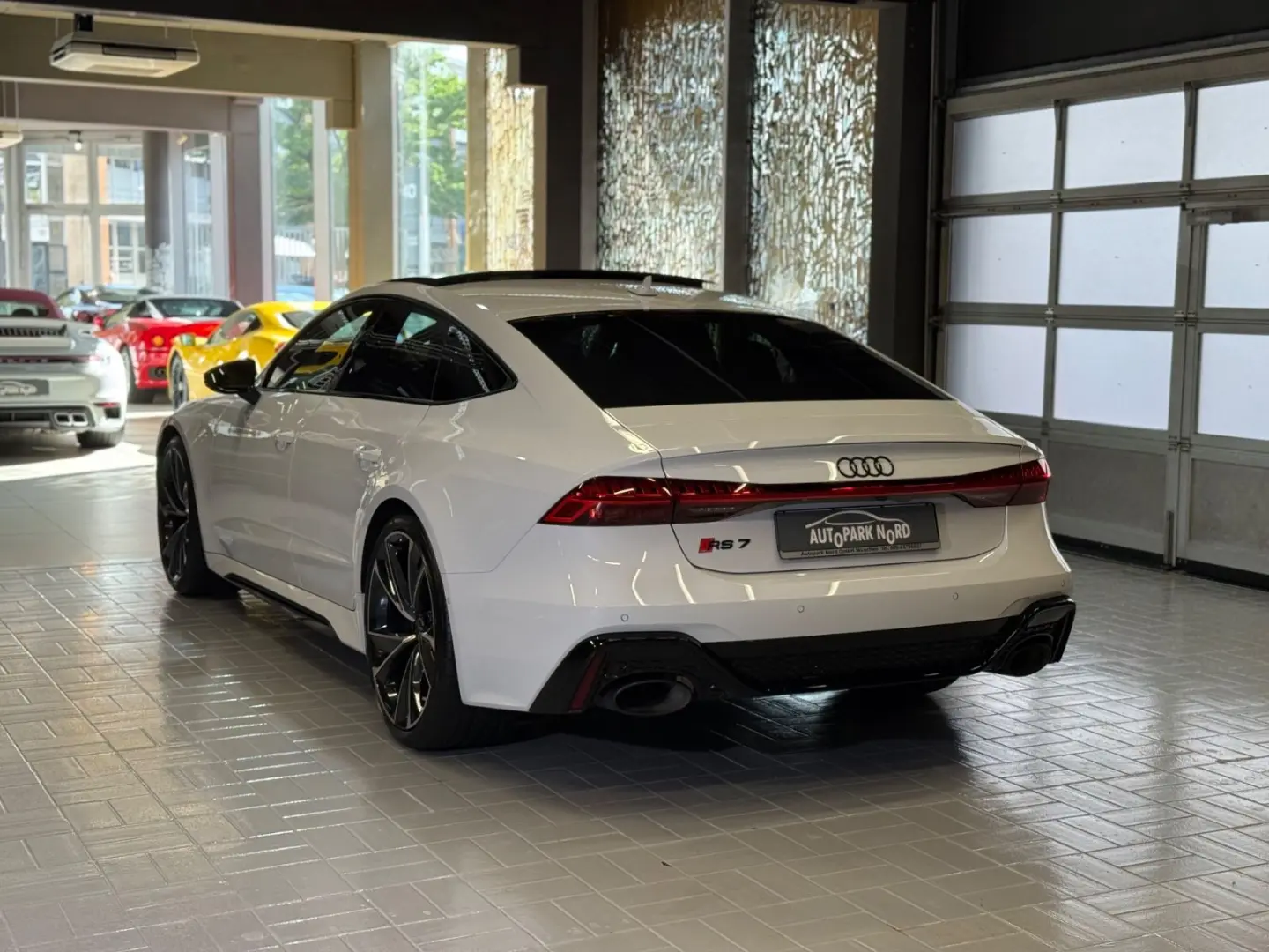 RS7 Sportback 4.0 TFSI quattro~HEAD-UP~PANO~MATR