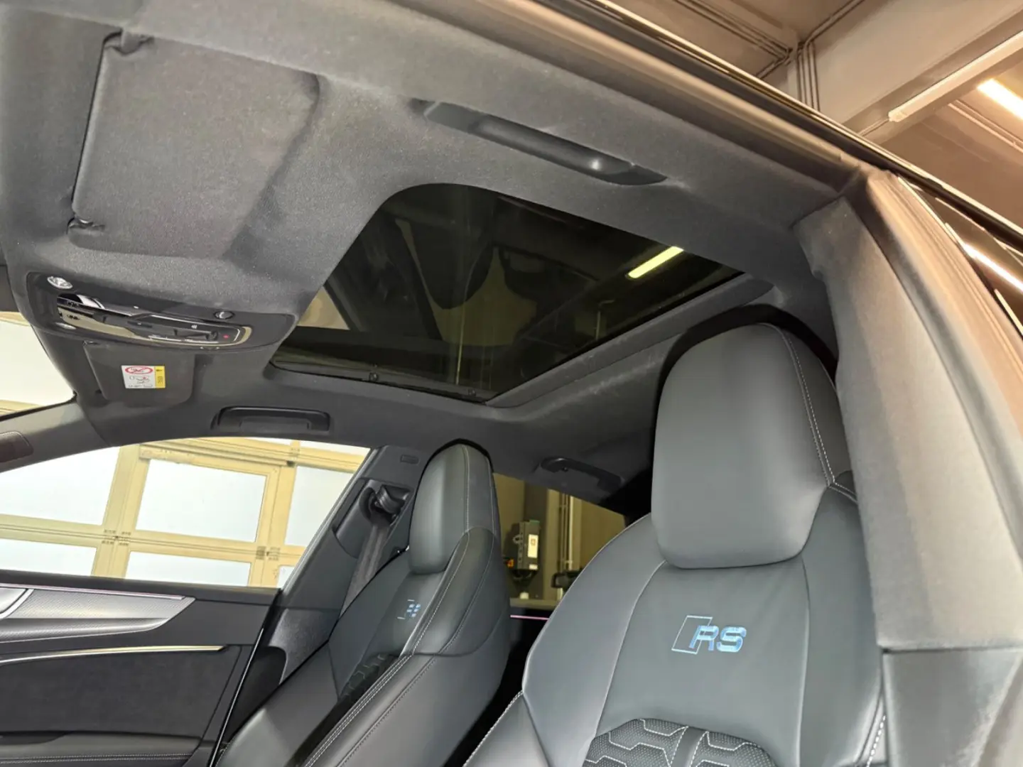 RS7 Sportback 4.0 TFSI quattro~HEAD-UP~PANO~MATR