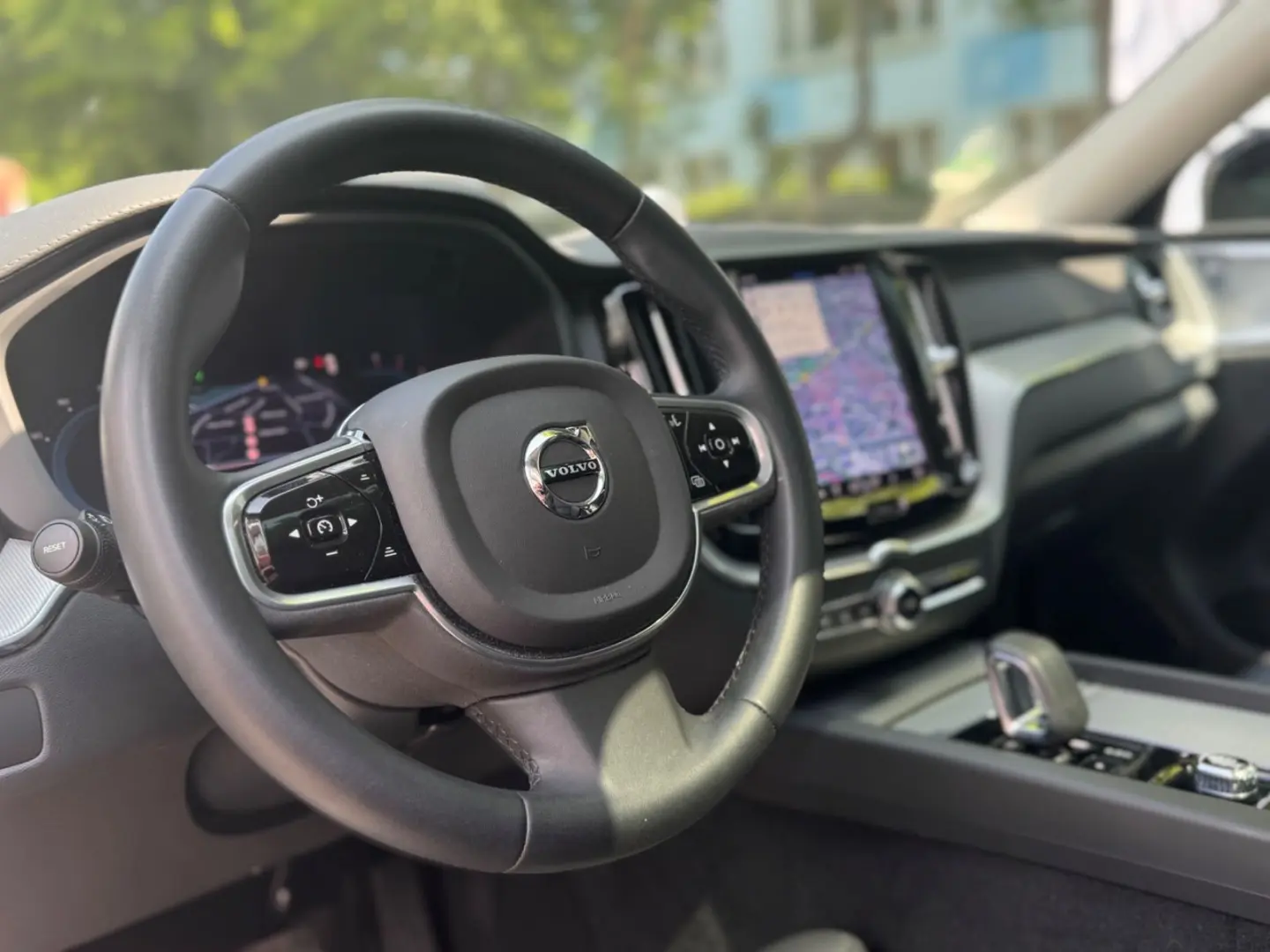 Volvo XC60 Ultimate Dark AWD PANO HUD ACC