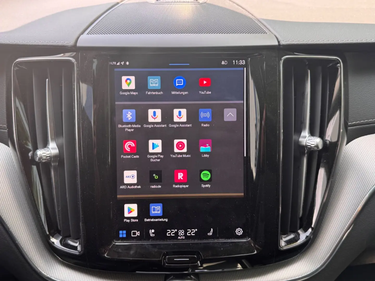 Volvo XC60 Ultimate Dark AWD PANO HUD ACC