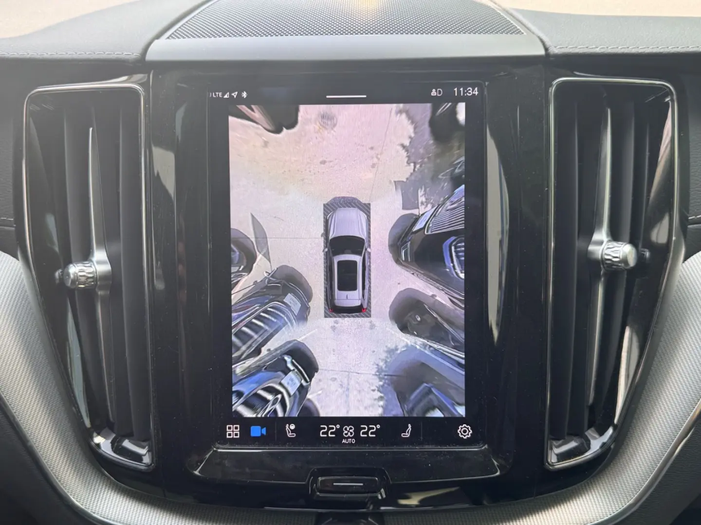 Volvo XC60 Ultimate Dark AWD PANO HUD ACC