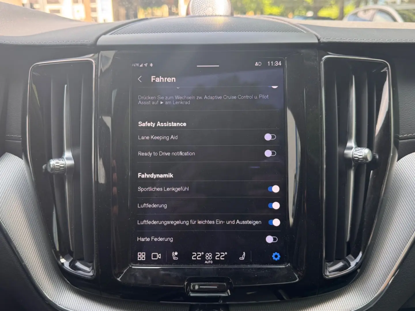 Volvo XC60 Ultimate Dark AWD PANO HUD ACC