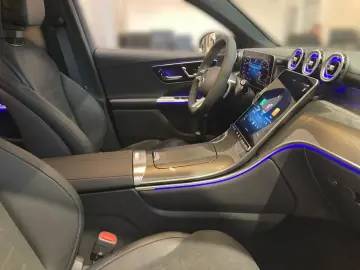 GLC 200 4M EDITION AMG-Line+AHK+DISTRONIC+Memory