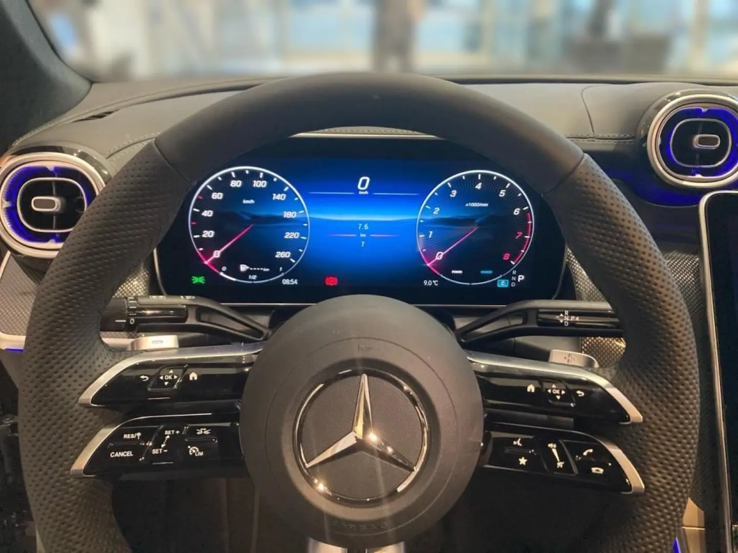 GLC 200 4M EDITION AMG-Line+AHK+DISTRONIC+Memory
