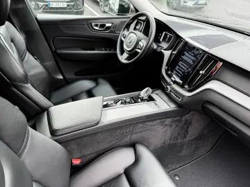 Volvo XC60 Inscription Recharge Plug-In Hybrid AWD T8