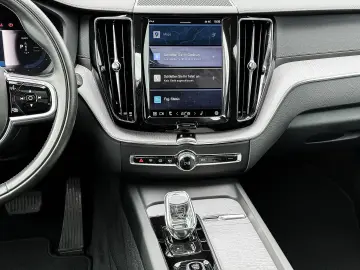 Volvo XC60 Inscription Recharge Plug-In Hybrid AWD T8