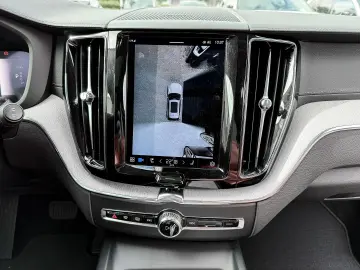 Volvo XC60 Inscription Recharge Plug-In Hybrid AWD T8