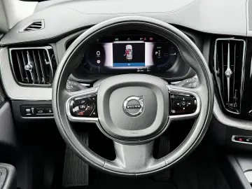 Volvo XC60 Inscription Recharge Plug-In Hybrid AWD T8