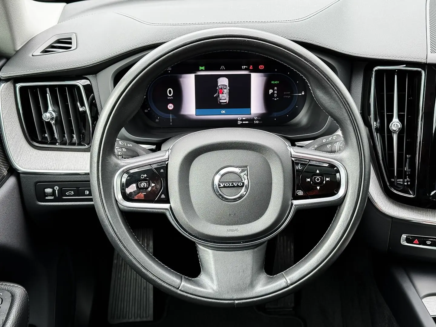 Volvo XC60 Inscription Recharge Plug-In Hybrid AWD T8