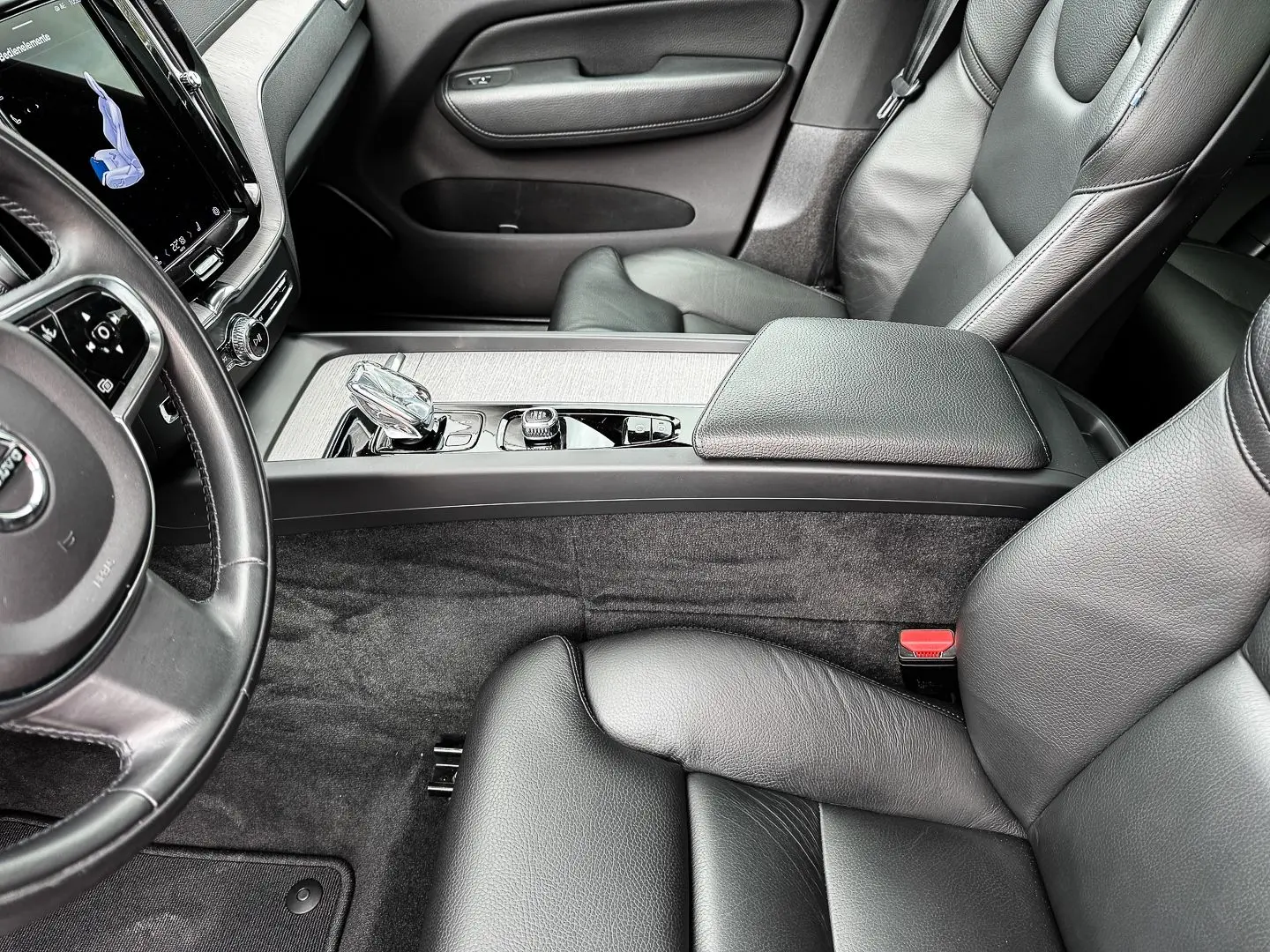 Volvo XC60 Inscription Recharge Plug-In Hybrid AWD T8