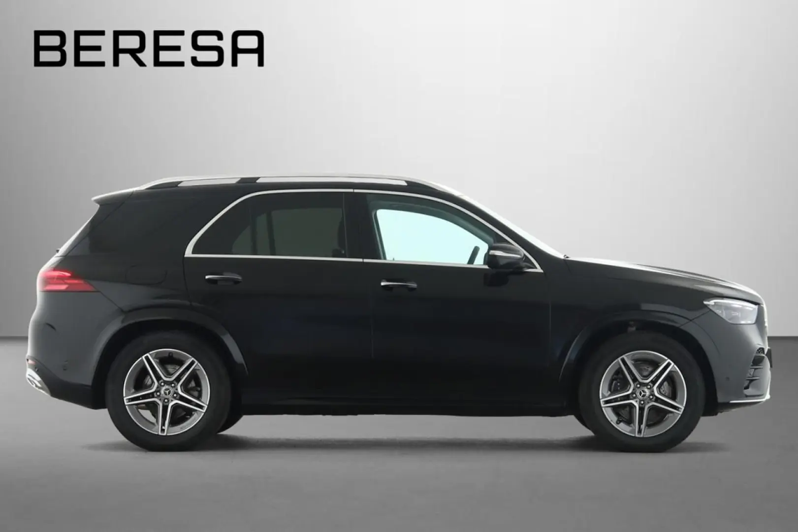 GLE 300 d 4M AMG Pano AHK Airmatic 20 Zoll 360