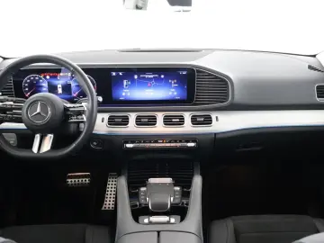 GLE 300 d 4M AMG Pano AHK Airmatic 20 Zoll 360