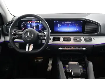 GLE 300 d 4M AMG Pano AHK Airmatic 20 Zoll 360