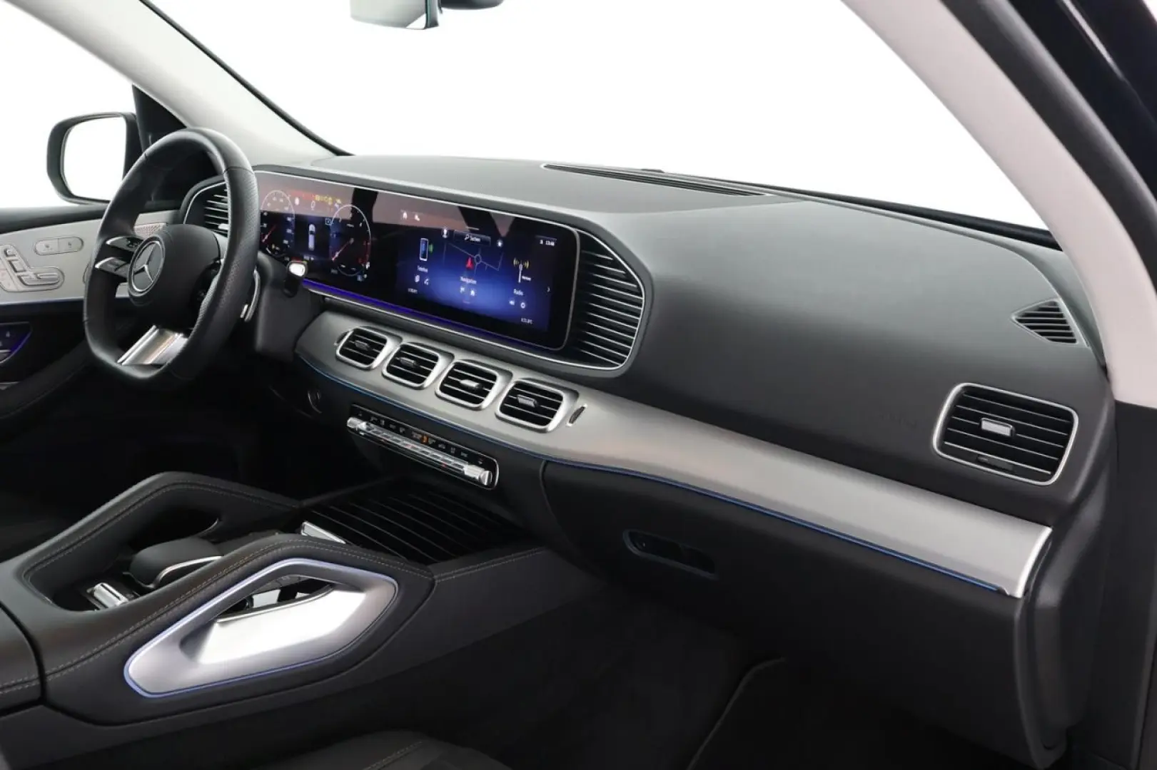 GLE 300 d 4M AMG Pano AHK Airmatic 20 Zoll 360