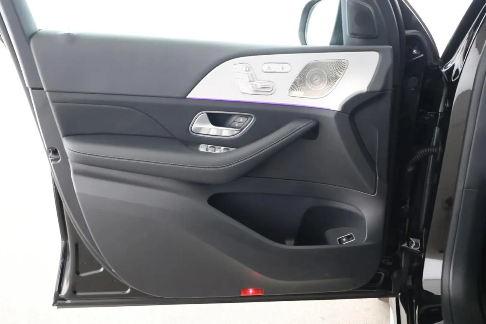 GLE 300 d 4M AMG Pano AHK Airmatic 20 Zoll 360