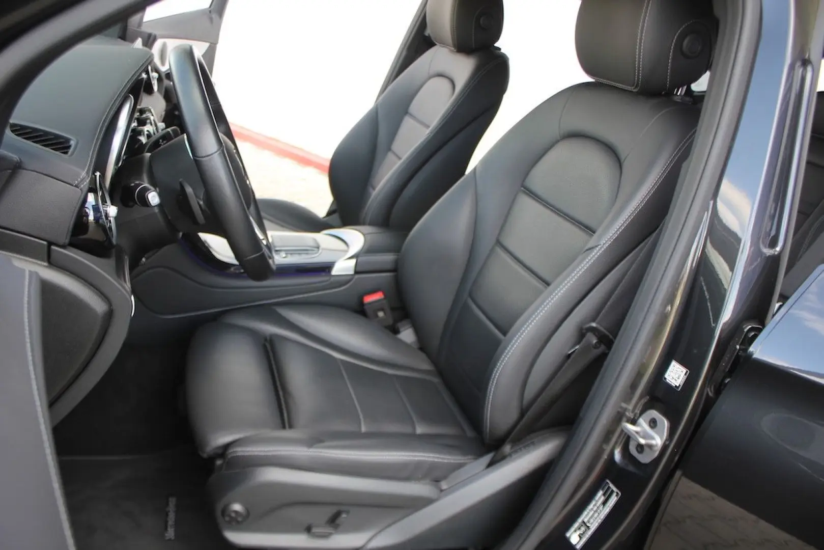 GLC 300 e Coupé Cp. EQ Plug-In Hybrid AHK Apple