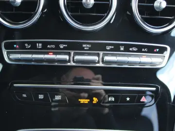 GLC 300 e Coupé Cp. EQ Plug-In Hybrid AHK Apple