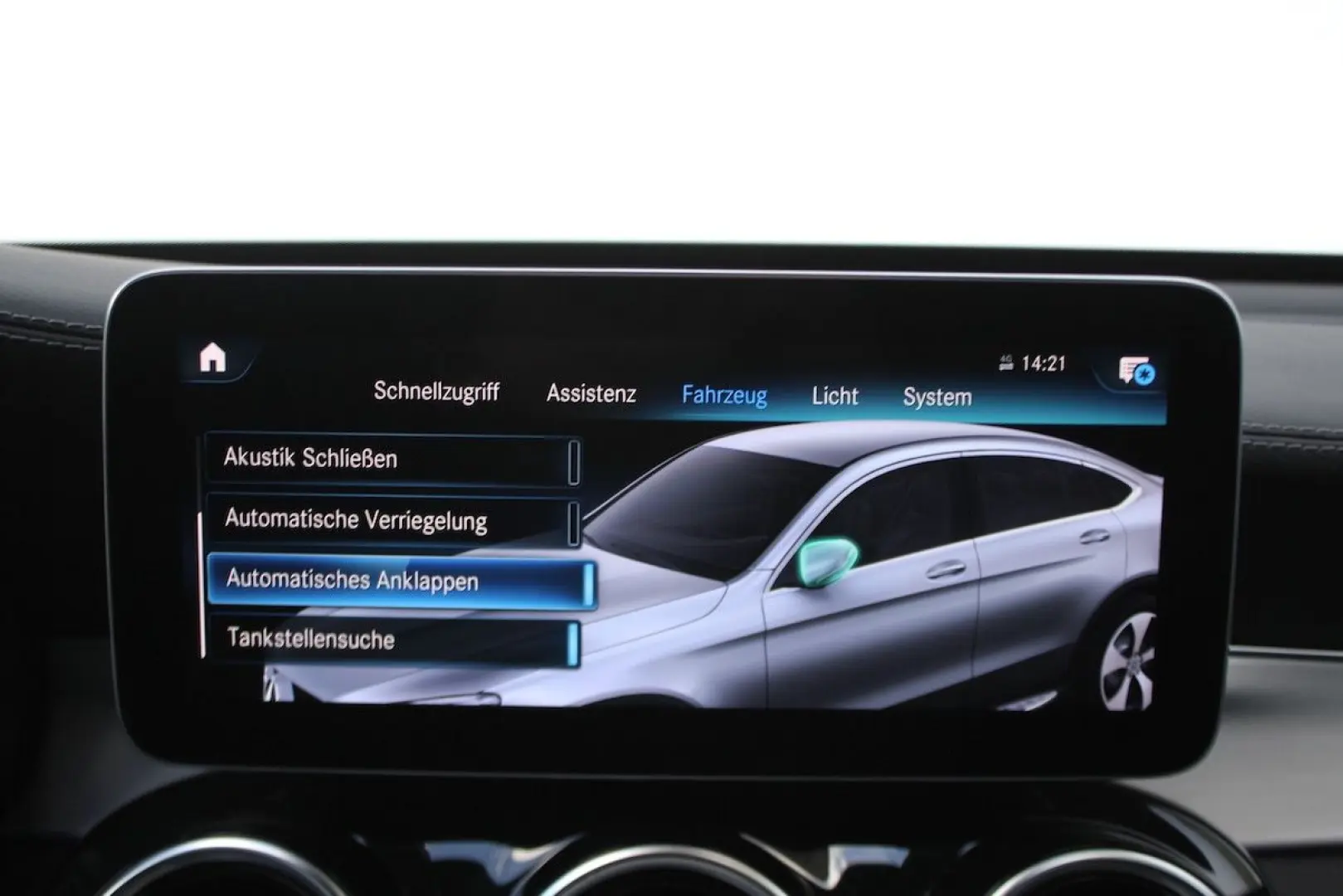 GLC 300 e Coupé Cp. EQ Plug-In Hybrid AHK Apple