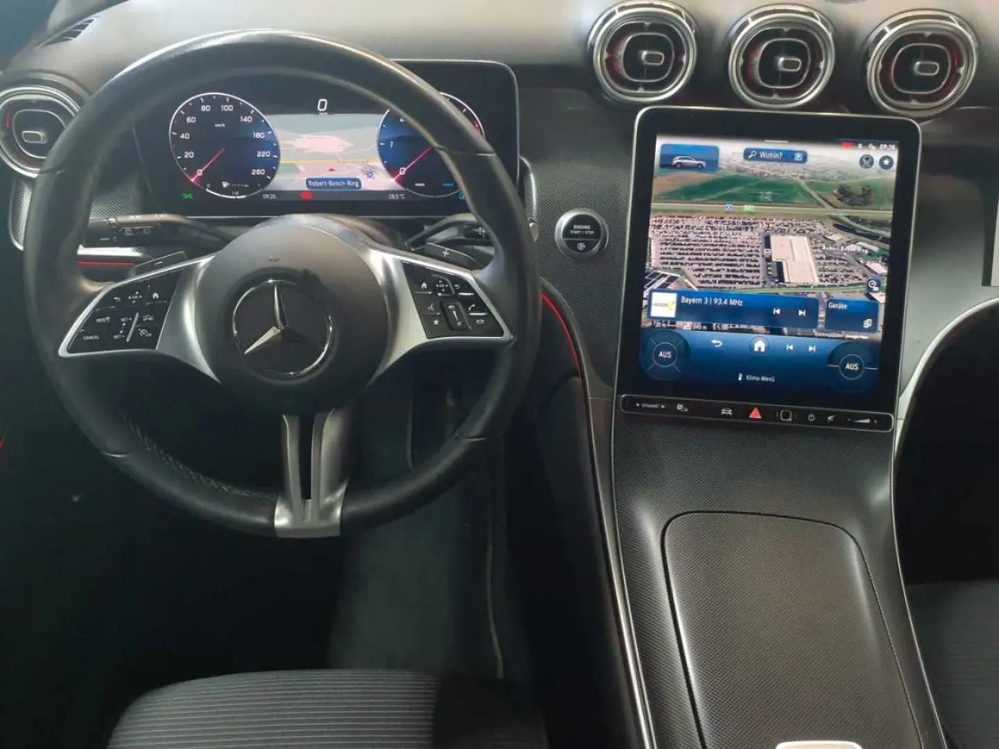 GLC 220d 4M-Ava Advanced PLUS AHK DIS
