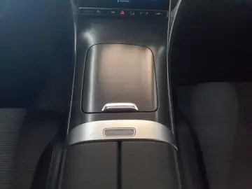 GLC 220d 4M-Ava Advanced PLUS AHK DIS