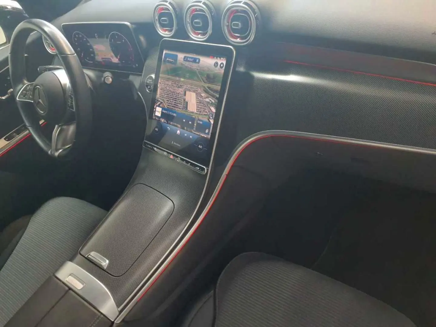 GLC 220d 4M-Ava Advanced PLUS AHK DIS