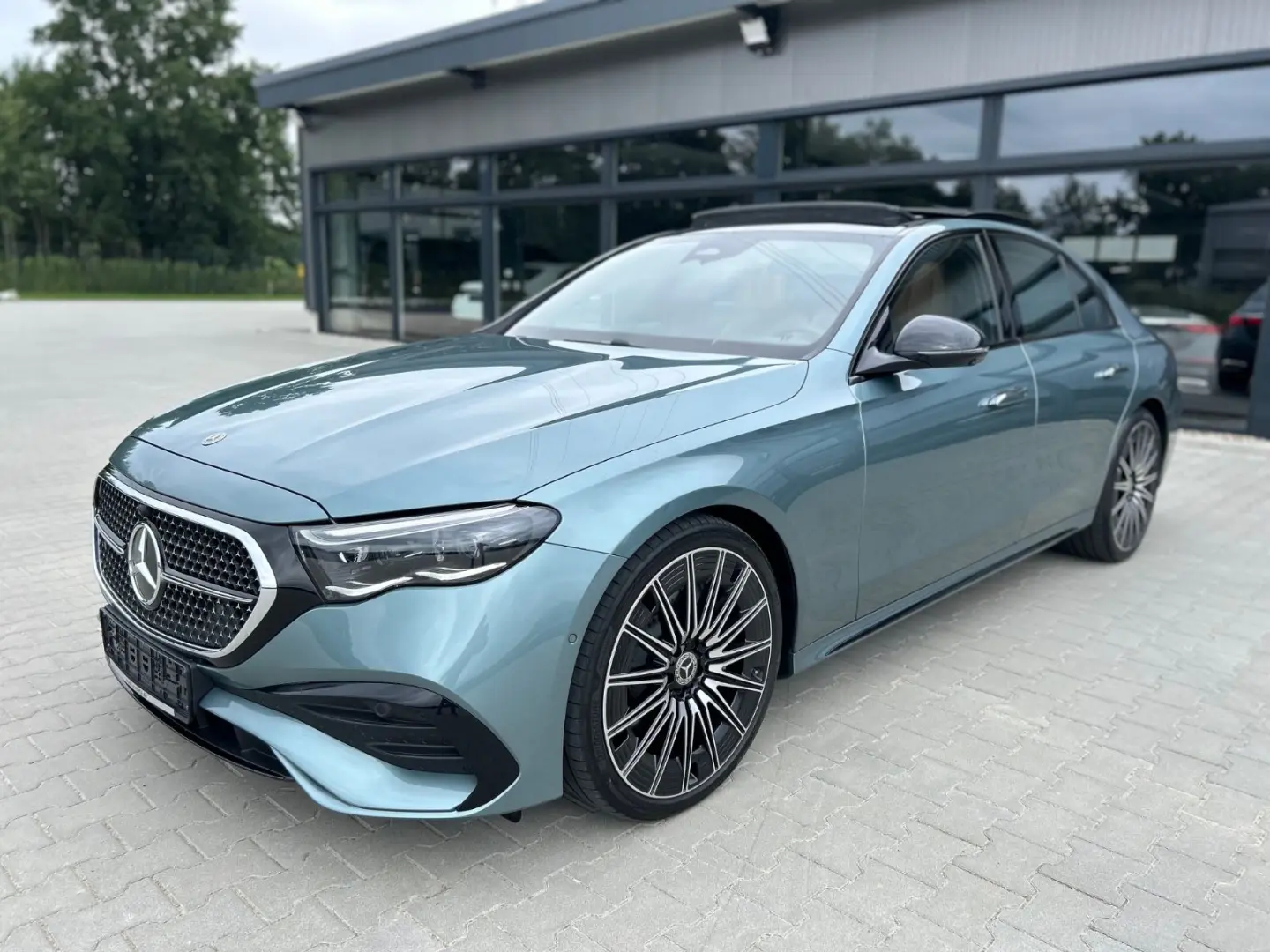 E450d 4M AMG Night Premium -HUD-Pano-Softcl-21Zo