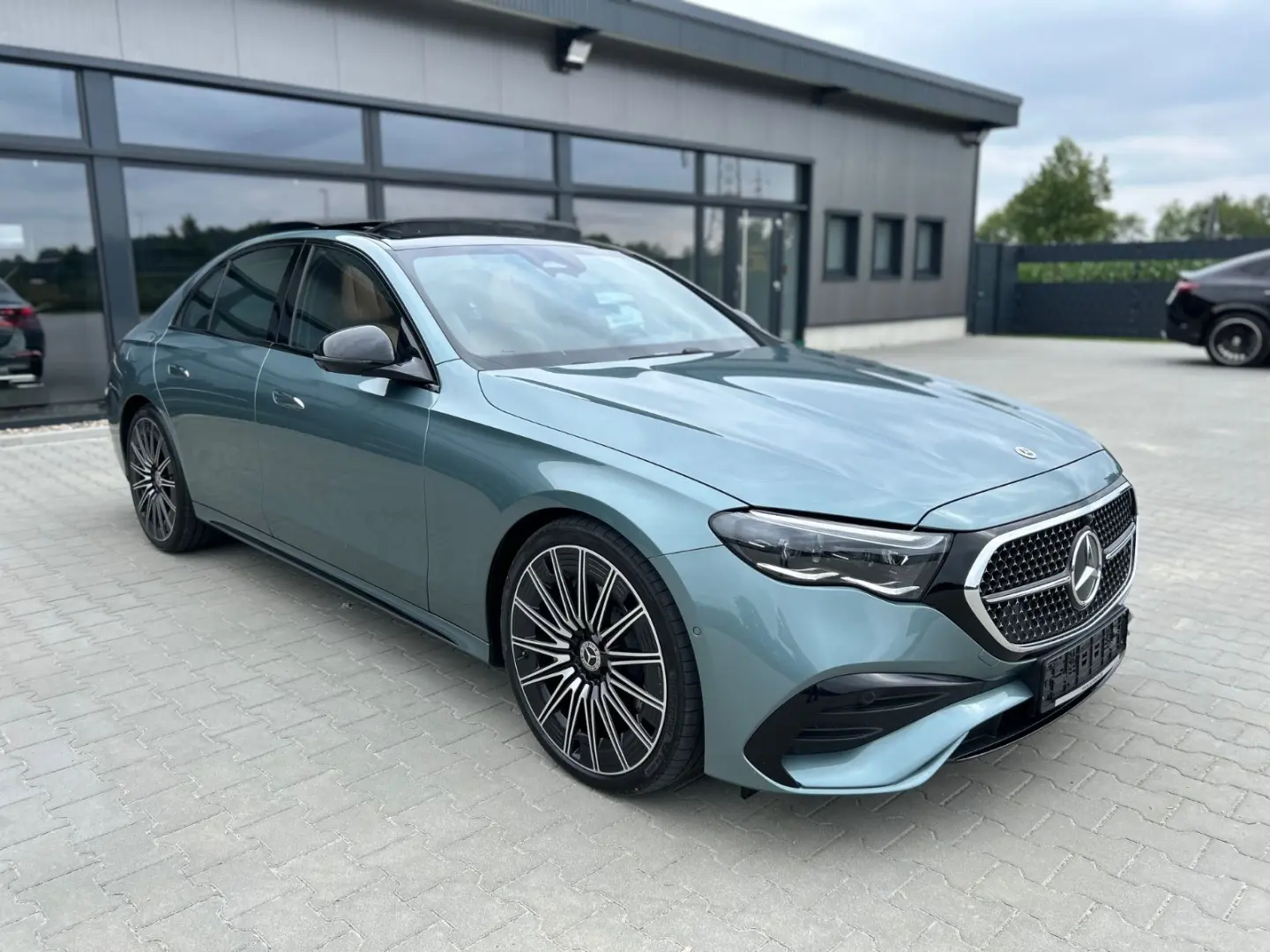 E450d 4M AMG Night Premium -HUD-Pano-Softcl-21Zo