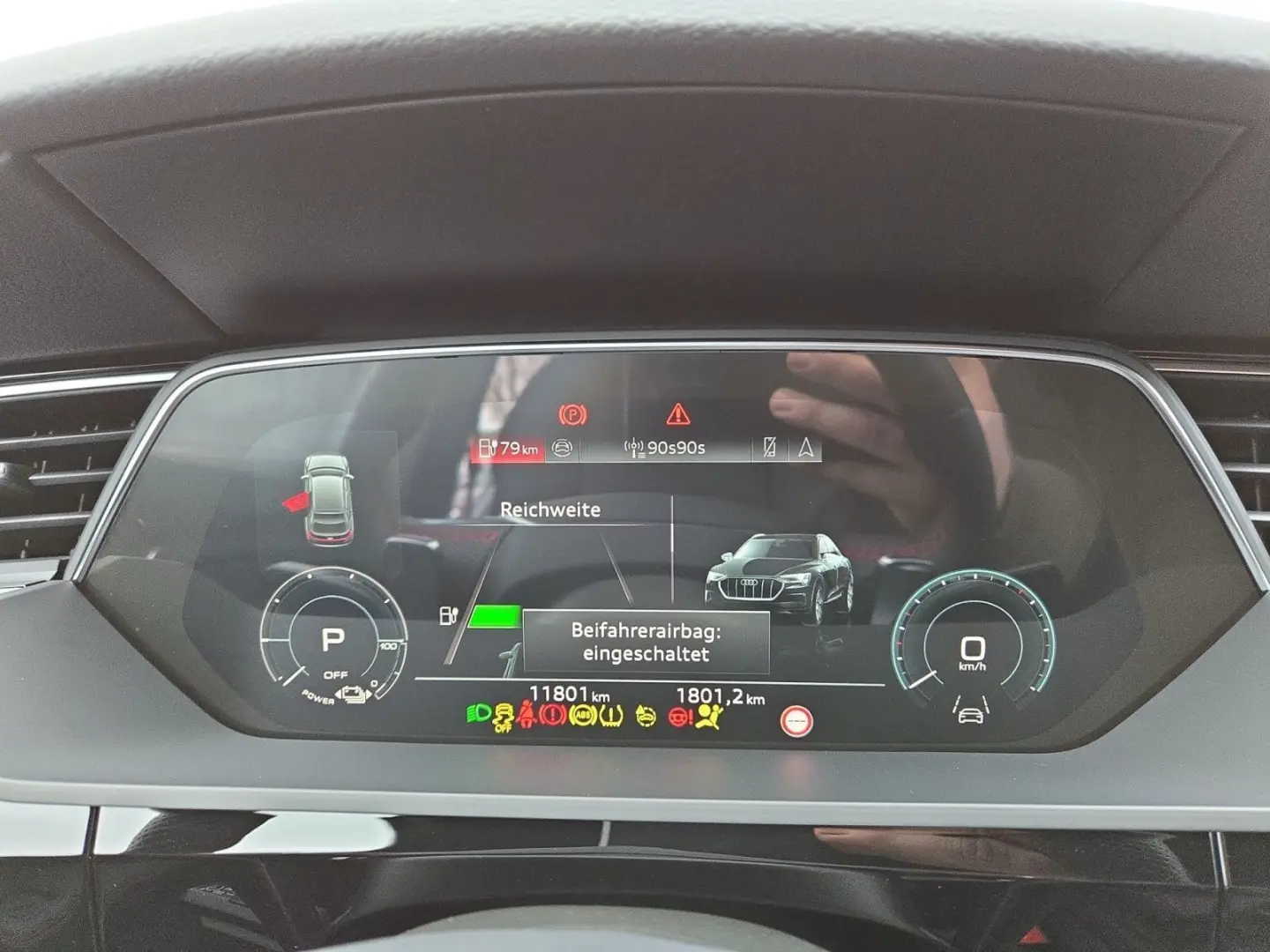 SQ8 Sportback e-tron AHK/360°VIEW/HUD/MATRIX/PAR