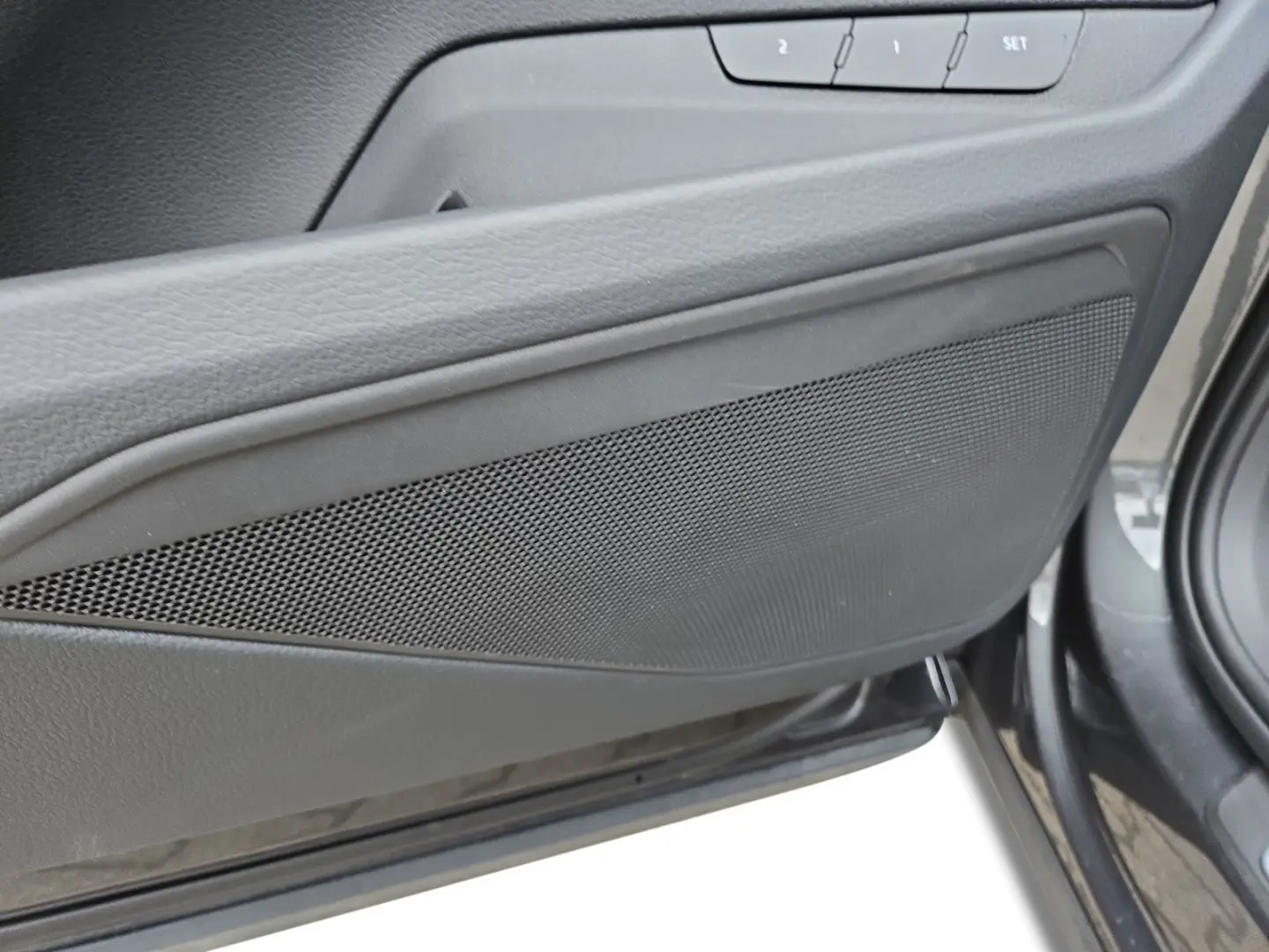 SQ8 Sportback e-tron AHK/360°VIEW/HUD/MATRIX/PAR