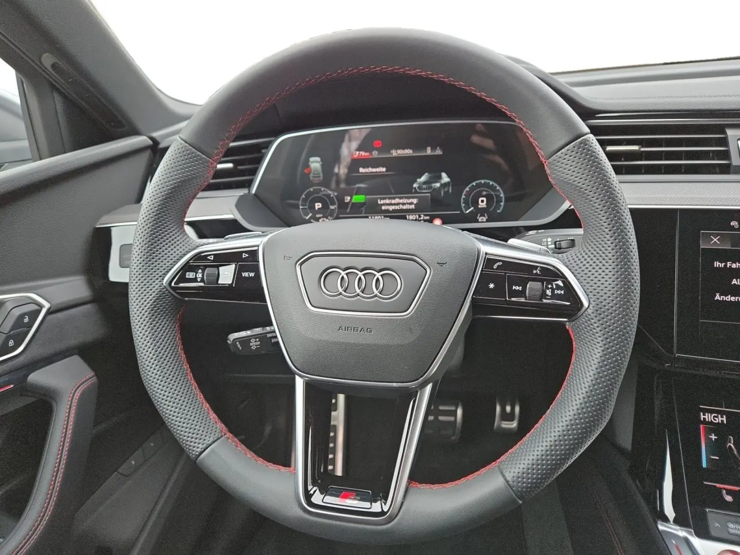 SQ8 Sportback e-tron AHK/360°VIEW/HUD/MATRIX/PAR