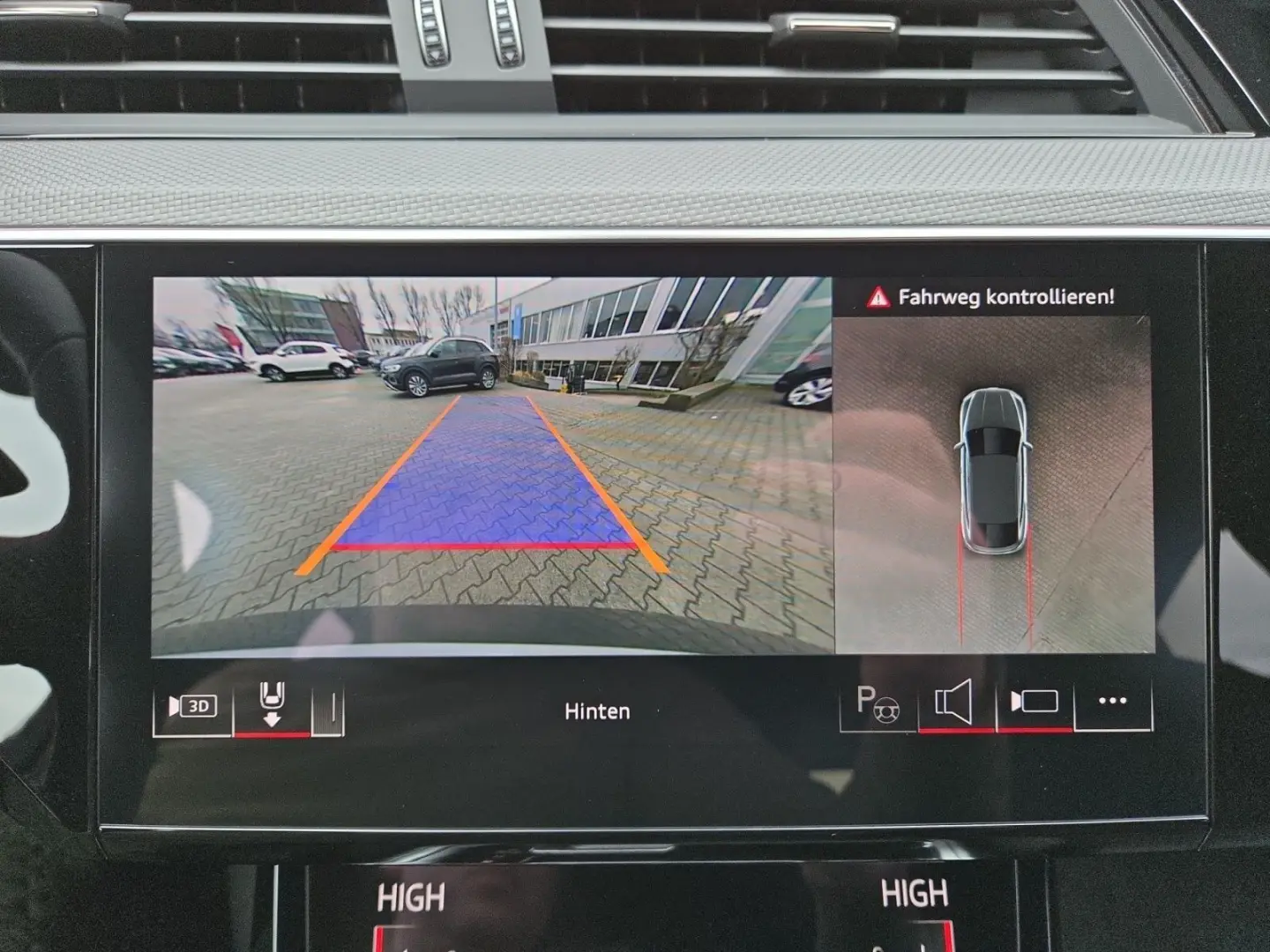 SQ8 Sportback e-tron AHK/360°VIEW/HUD/MATRIX/PAR